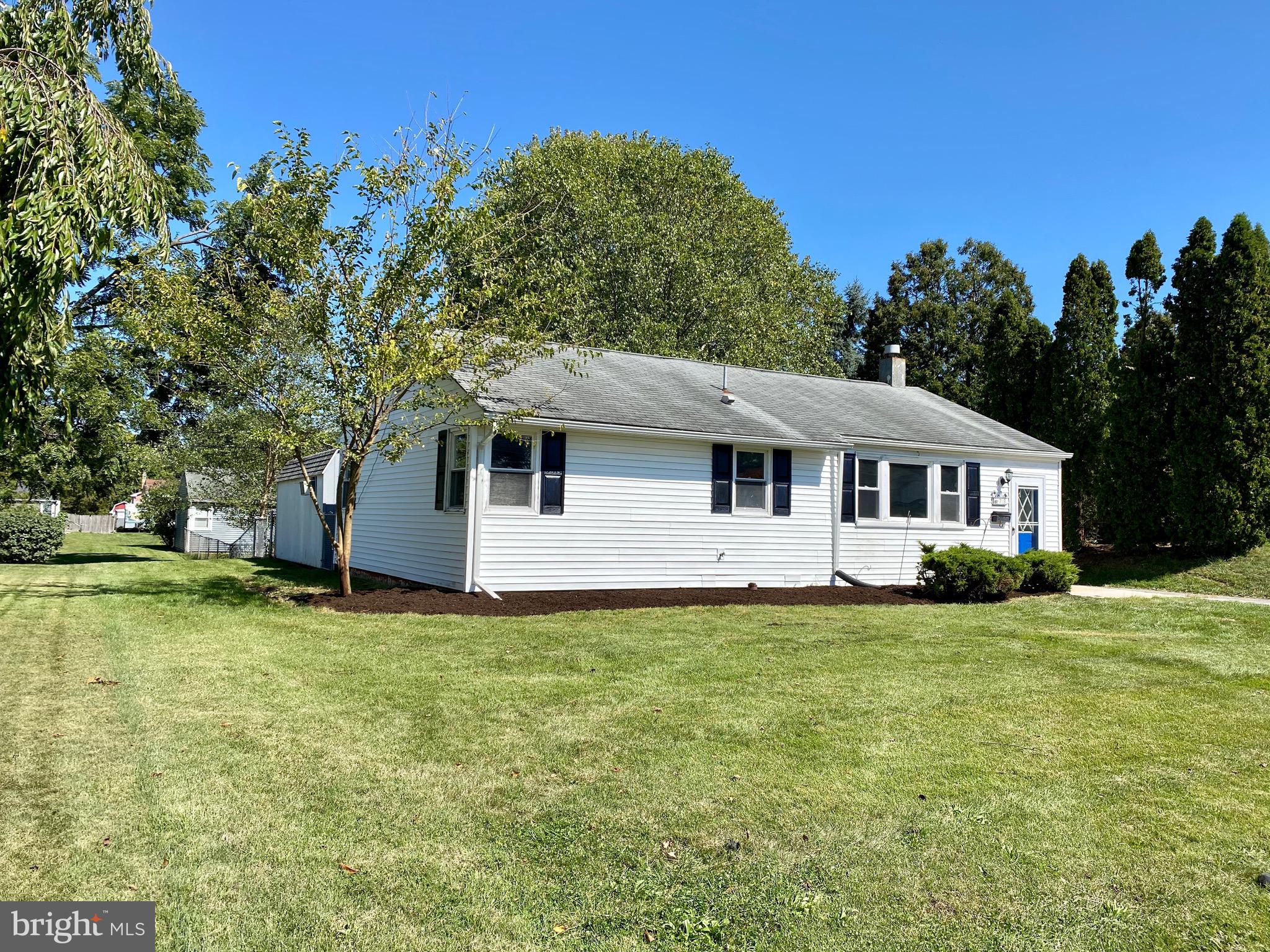 73 Oliver Road Enola, PA 17025 - Photo 2 of 6 Gallery Image 2