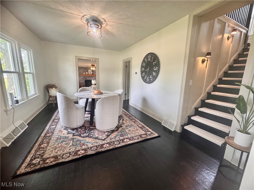 2448 South Columbus Road Wooster, OH 44691 - Photo 2 of 24 Gallery Image 2