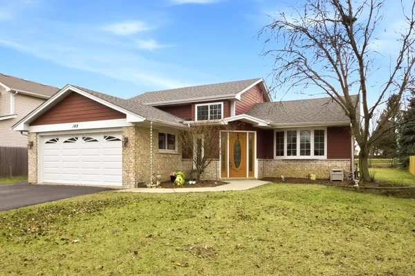$430,000 | 149 Beaver Creek Drive, Bolingbrook, IL 60490