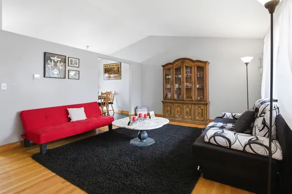 $430,000 | 149 Beaver Creek Drive, Bolingbrook, IL 60490