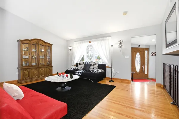 $430,000 | 149 Beaver Creek Drive, Bolingbrook, IL 60490