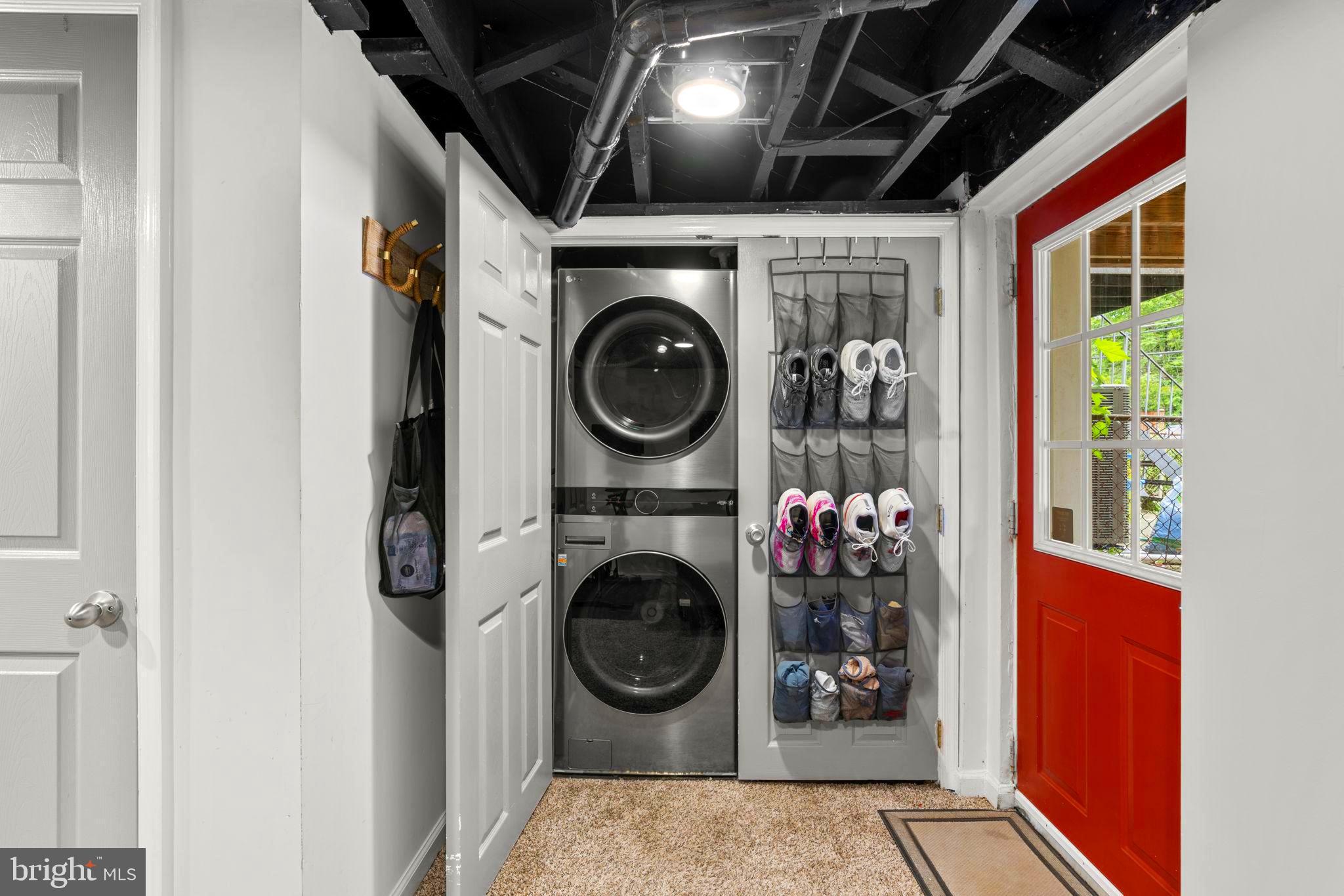1126 Elm Road Baltimore, MD 21227 - Photo 28 of 30 Wash, dry and out the door