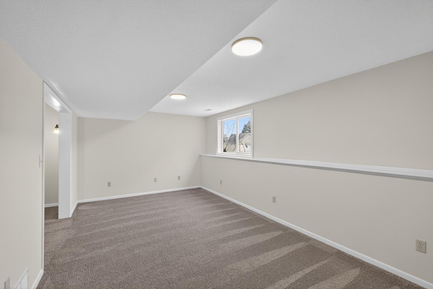 4406 Newcastle Lane Northwest Rochester, MN 55901 - Photo 26 of 36