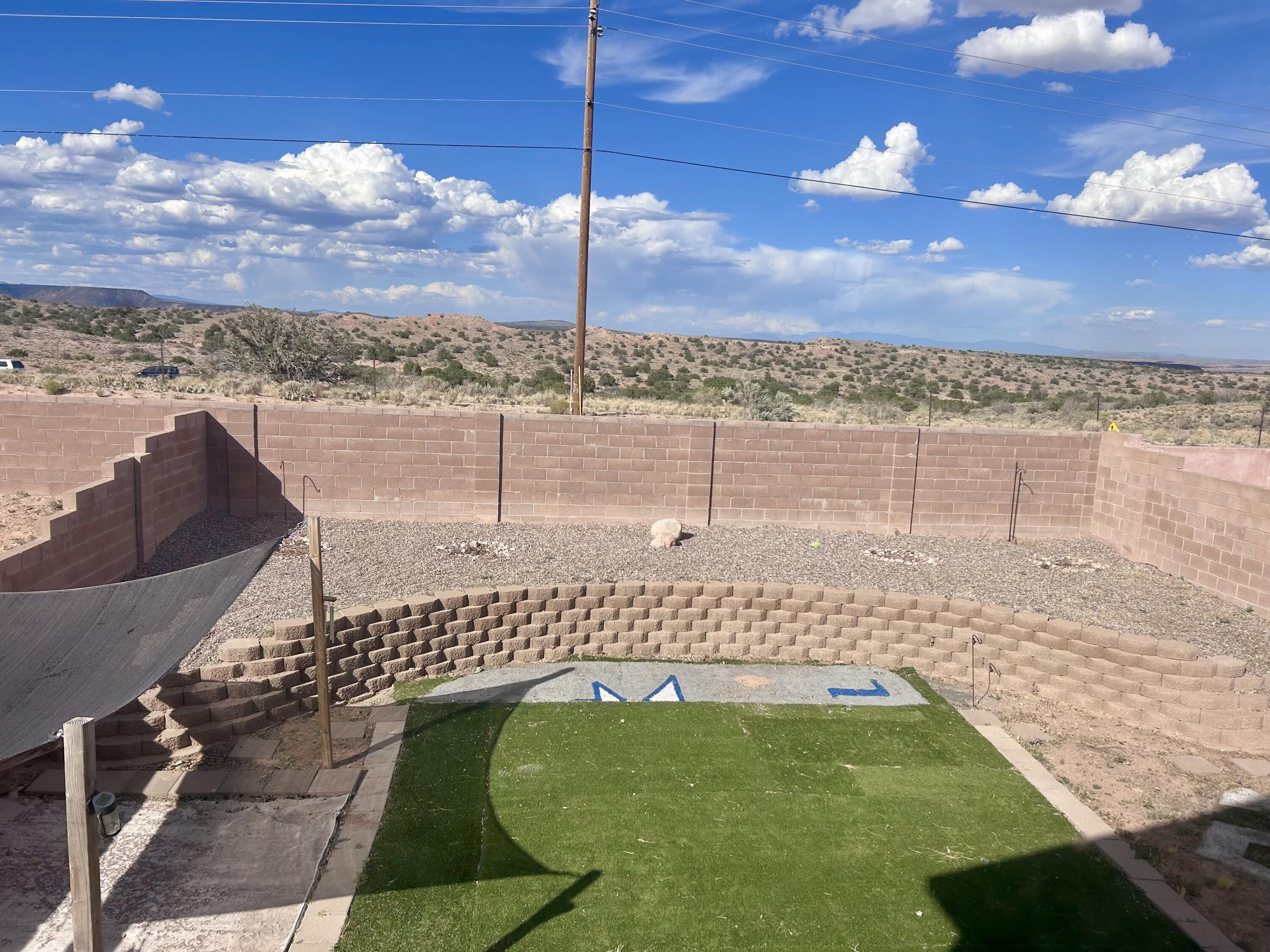6137 Vaughn Drive Northeast Rio Rancho, NM 87144 - Photo 9 of 10 Gallery Image 9