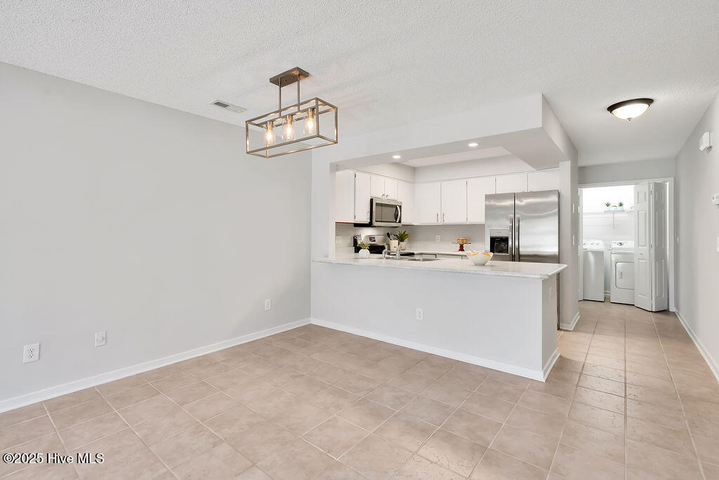 1507 Military Cutoff Road, Unit 110 Wilmington, NC 28403 - Photo 11 of 27 1507MilitaryCutoffRoadApt110-12