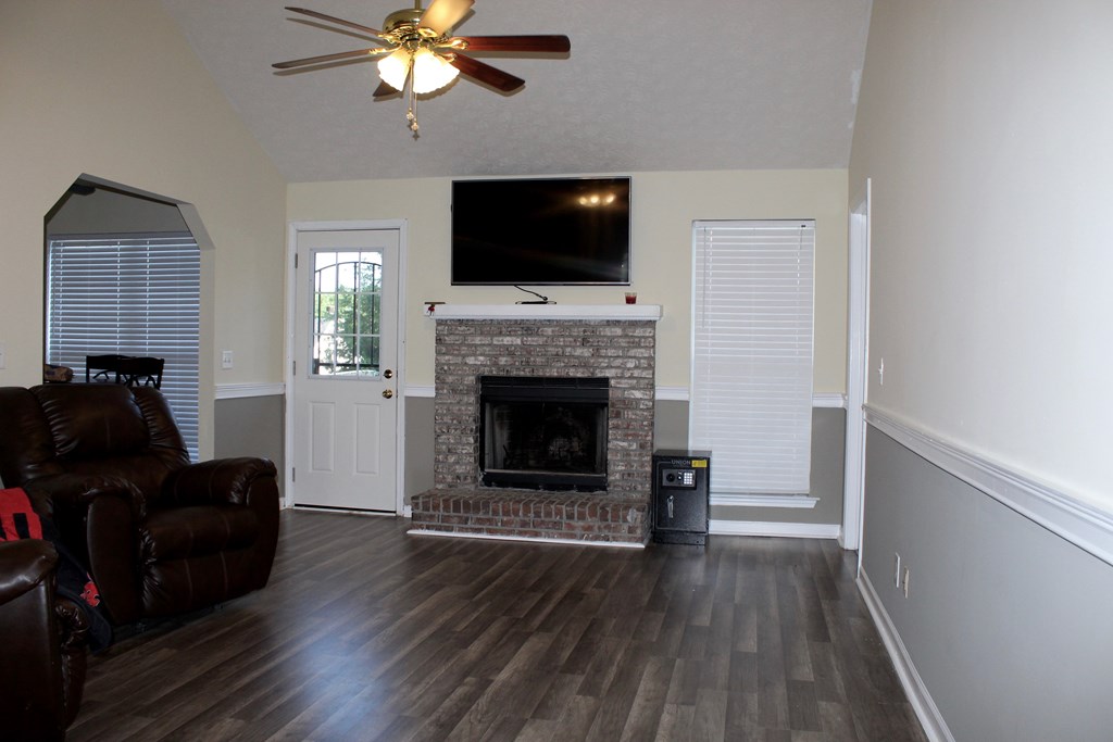 6093 Hunter Ridge Circle Columbus, GA 31907 - Photo 5 of 27 Gallery Image 5