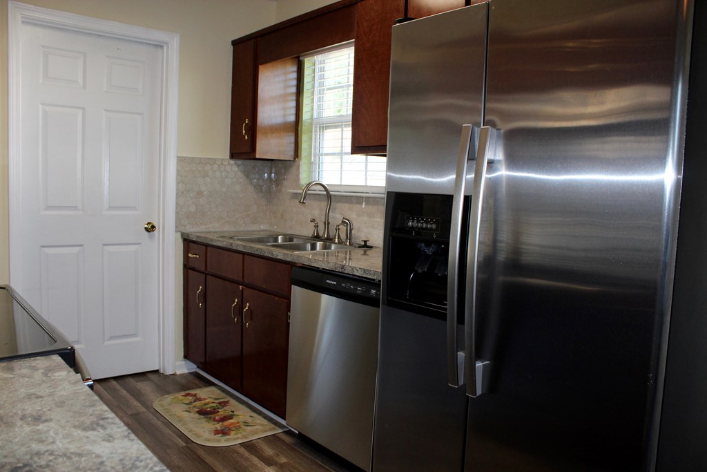 6093 Hunter Ridge Circle Columbus, GA 31907 - Photo 10 of 27 Gallery Image 10