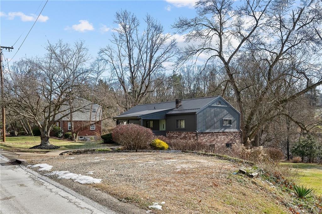 134 Thompsonville Road Canonsburg, PA 15317 - Photo 3 of 38 Additional off street parking area