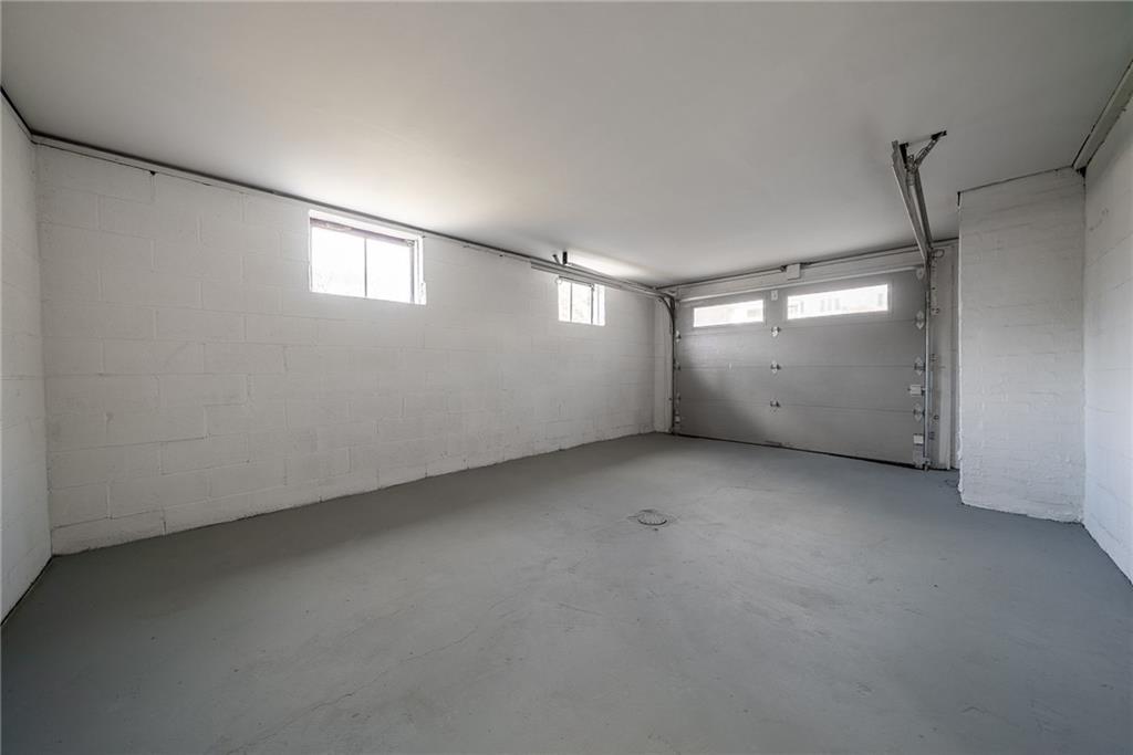 134 Thompsonville Road Canonsburg, PA 15317 - Photo 34 of 38 Garage