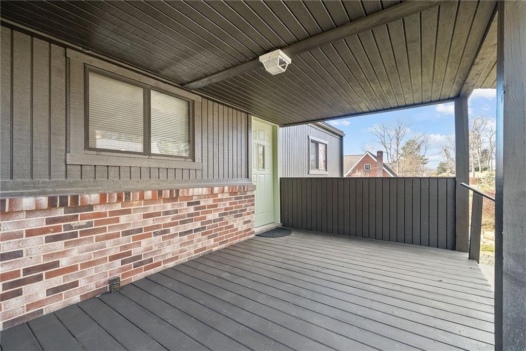134 Thompsonville Road Canonsburg, PA 15317 - Photo 4 of 38 Front Porch