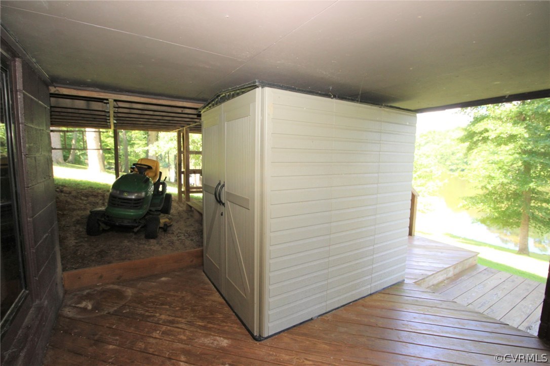 5504 Lakeview Road Quinton, VA 23141 - Photo 32 of 38 Gallery Image 32