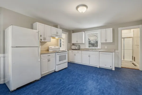 $1,800 | 105 Nonotuck Street, Unit 105, Holyoke, MA 01040