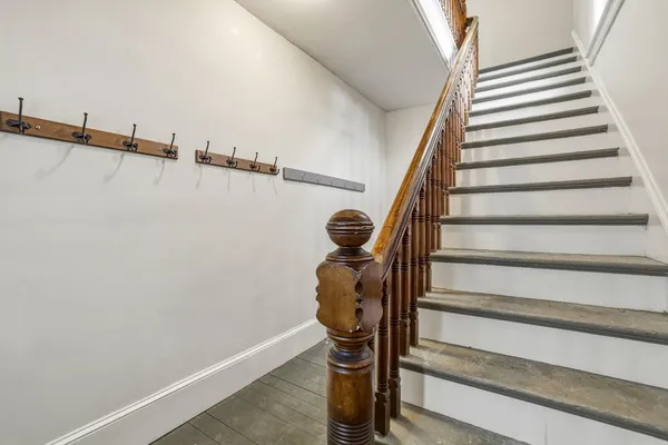 $1,800 | 105 Nonotuck Street, Unit 105, Holyoke, MA 01040