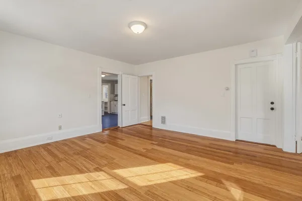 $1,800 | 105 Nonotuck Street, Unit 105, Holyoke, MA 01040