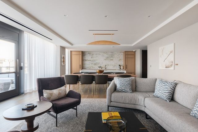 $3,350,000 | 380 Harrison Avenue, Unit 14F, Boston, MA 02118