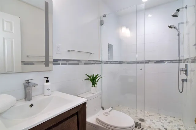 $800,000 | 110 Valleyview Road, Irvington, NY 10533