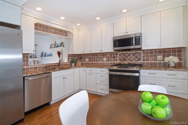 $800,000 | 110 Valleyview Road, Irvington, NY 10533