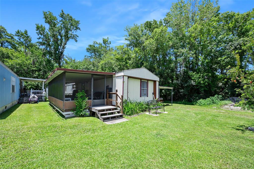 55521 Front Street Astor, FL 32102 - Photo 24 of 39