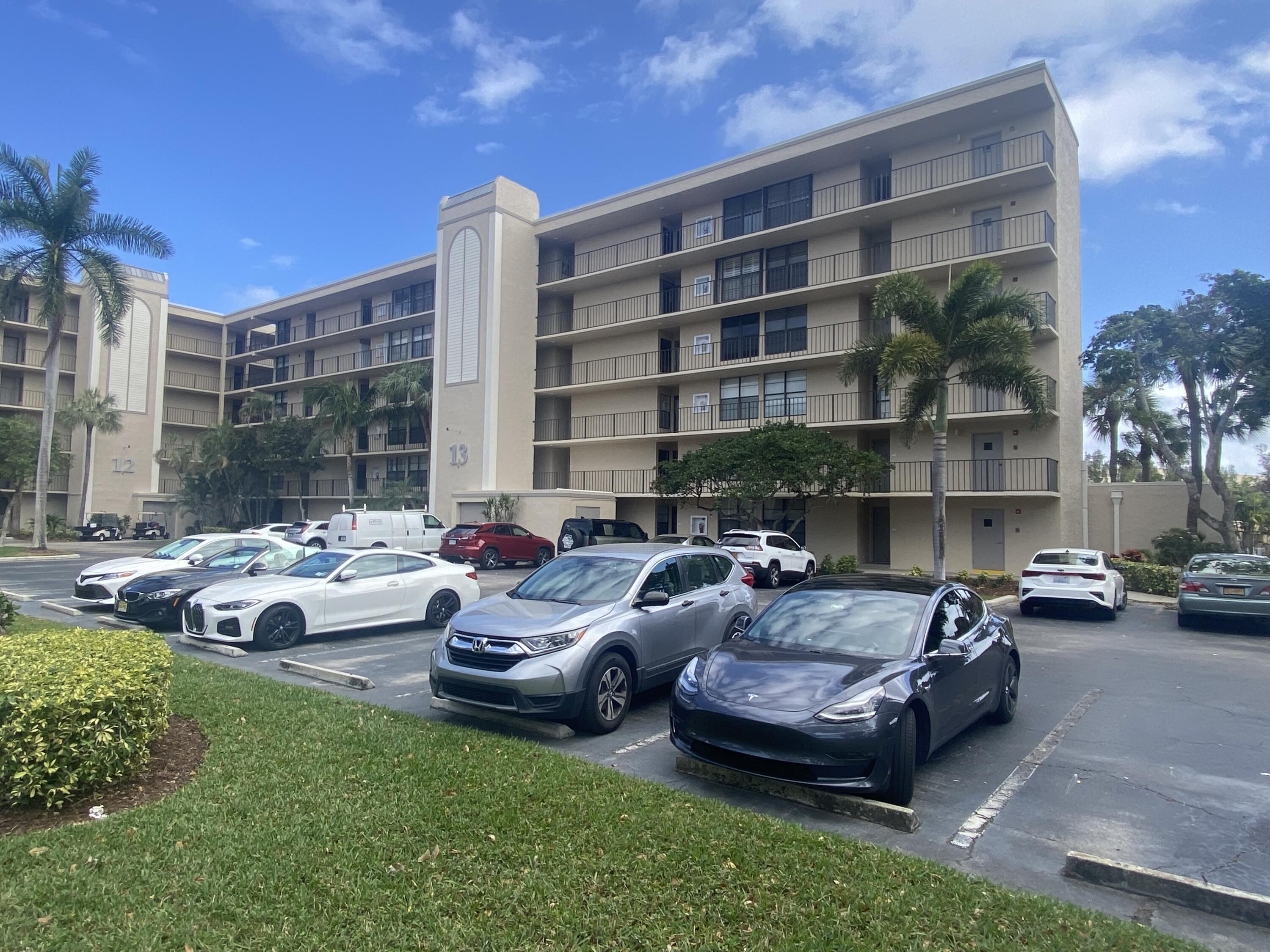 13 Royal Palm Way, Unit 306 Boca Raton, FL 33432 - Photo 2 of 37 IMG_9305