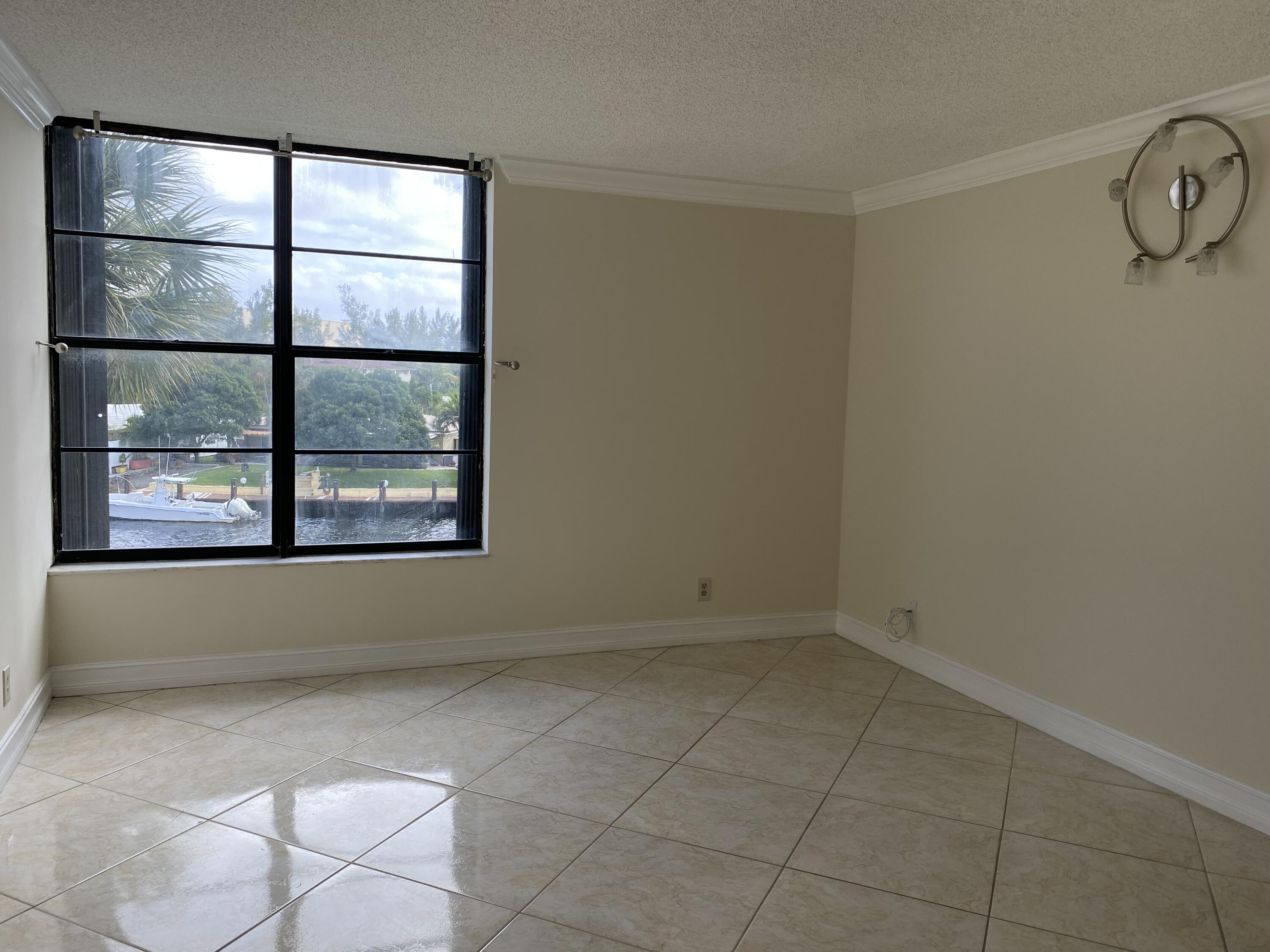 13 Royal Palm Way, Unit 306 Boca Raton, FL 33432 - Photo 21 of 37 IMG_9318