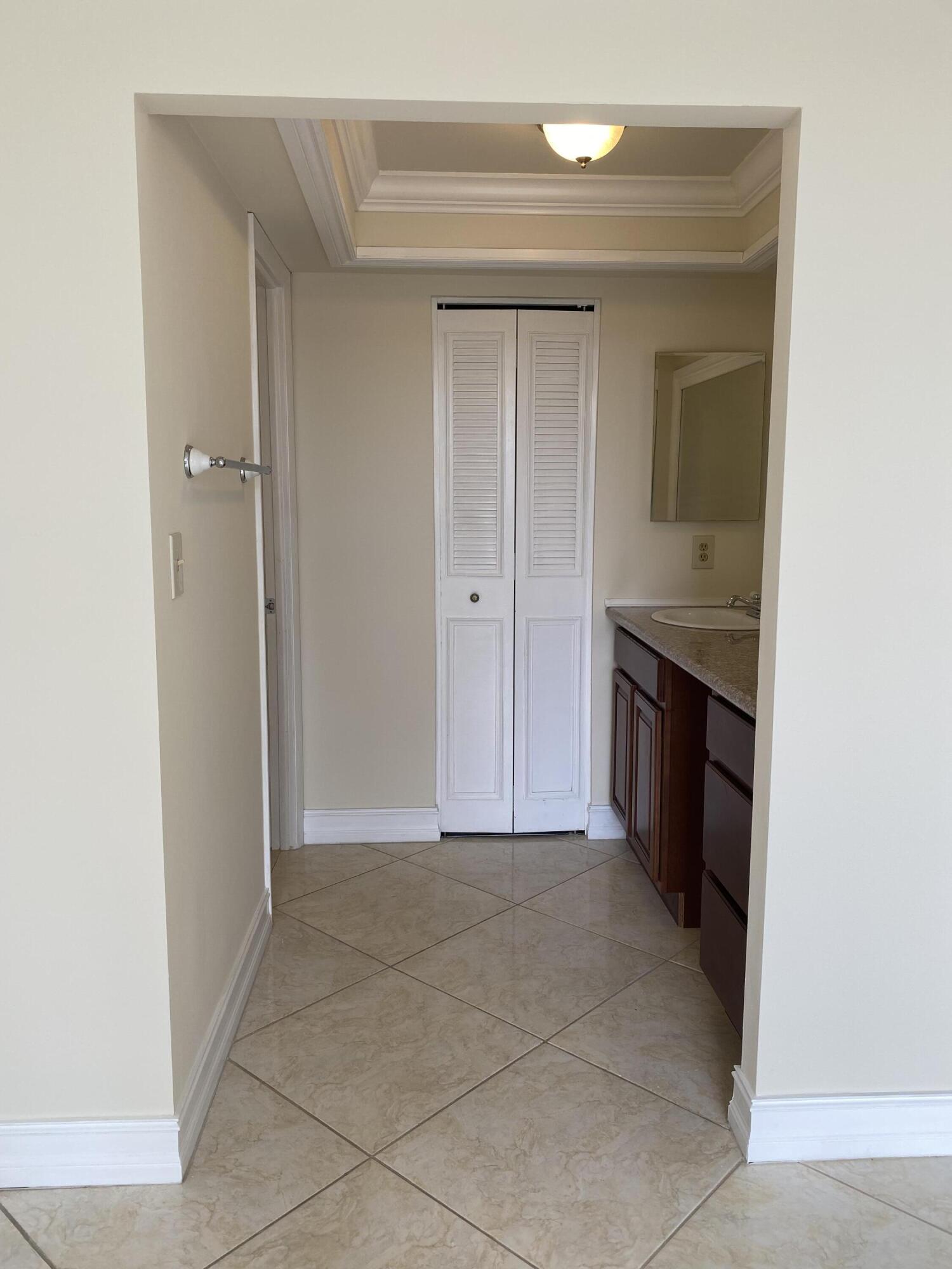 13 Royal Palm Way, Unit 306 Boca Raton, FL 33432 - Photo 24 of 37 IMG_9319