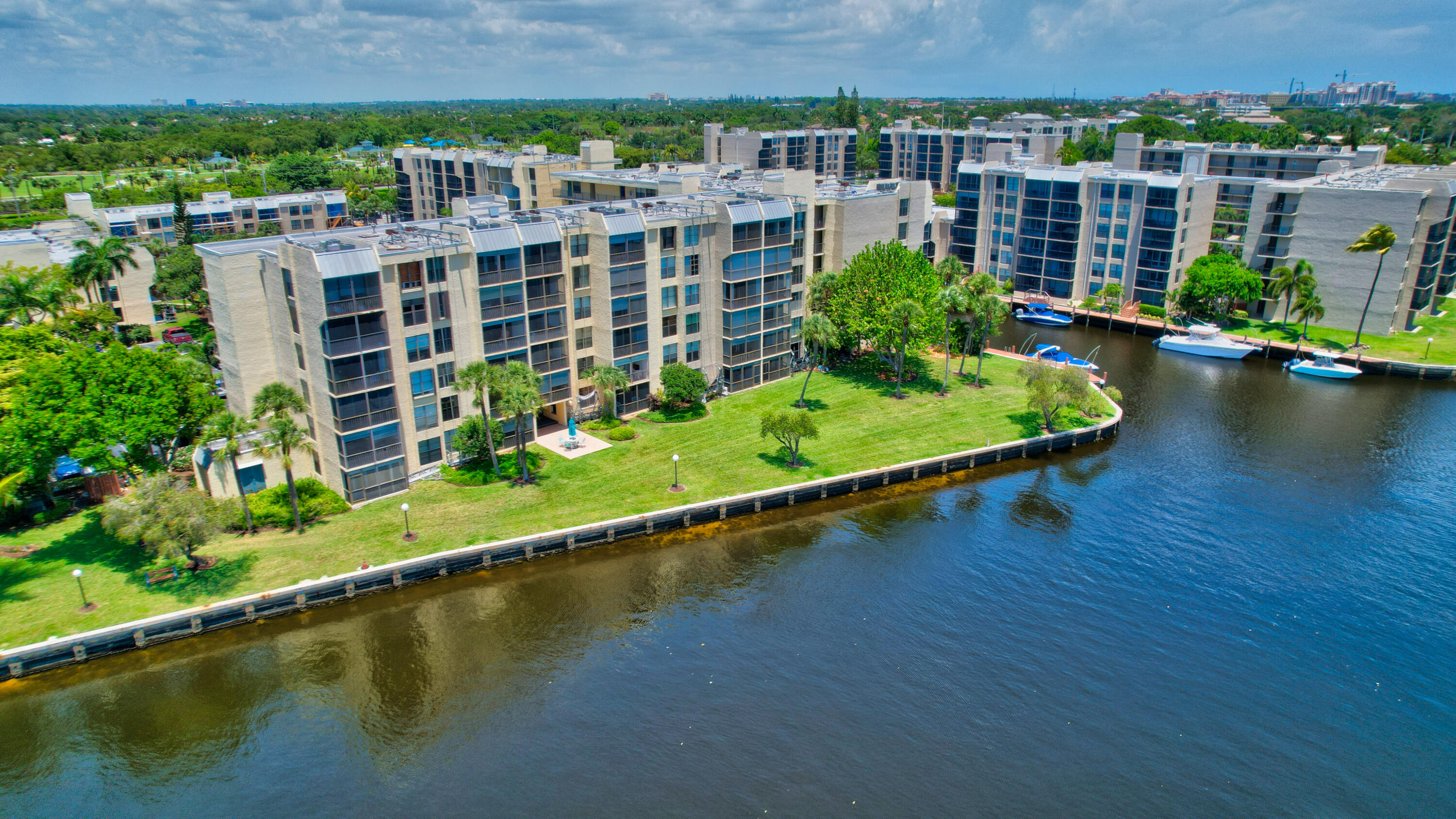 13 Royal Palm Way, Unit 306 Boca Raton, FL 33432 - Photo 36 of 37 09_dji_0741_2_3_4_5