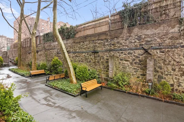 $849,000 | 651 Vanderbilt Street, Unit 2P | Windsor Terrace