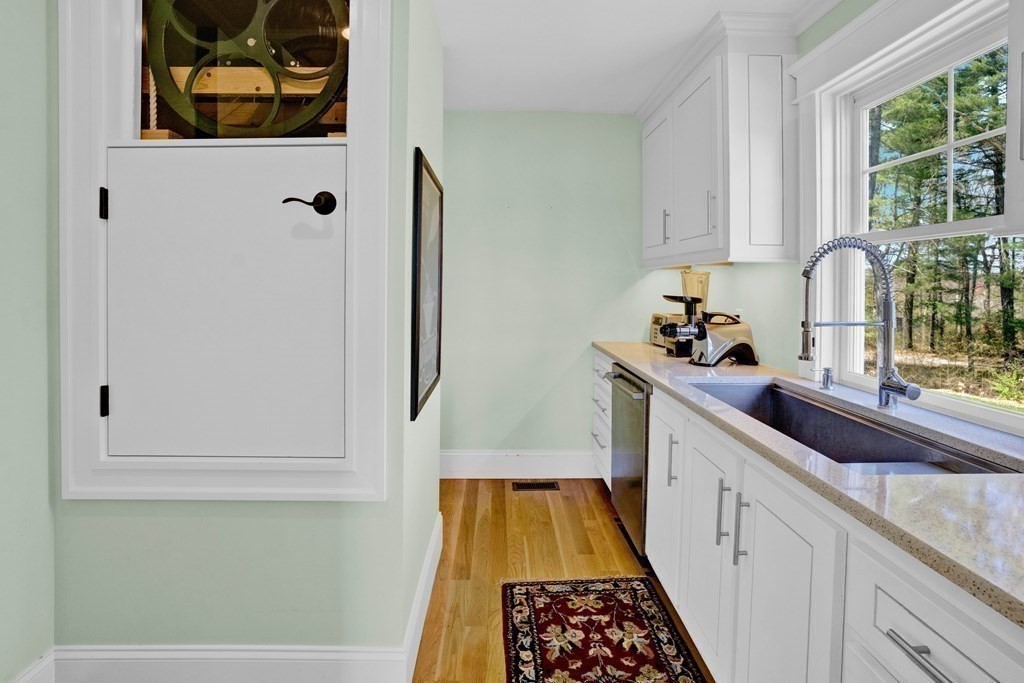 300 Black Mallard Road Raynham, MA 02767 - Photo 18 of 41 Gallery Image 18