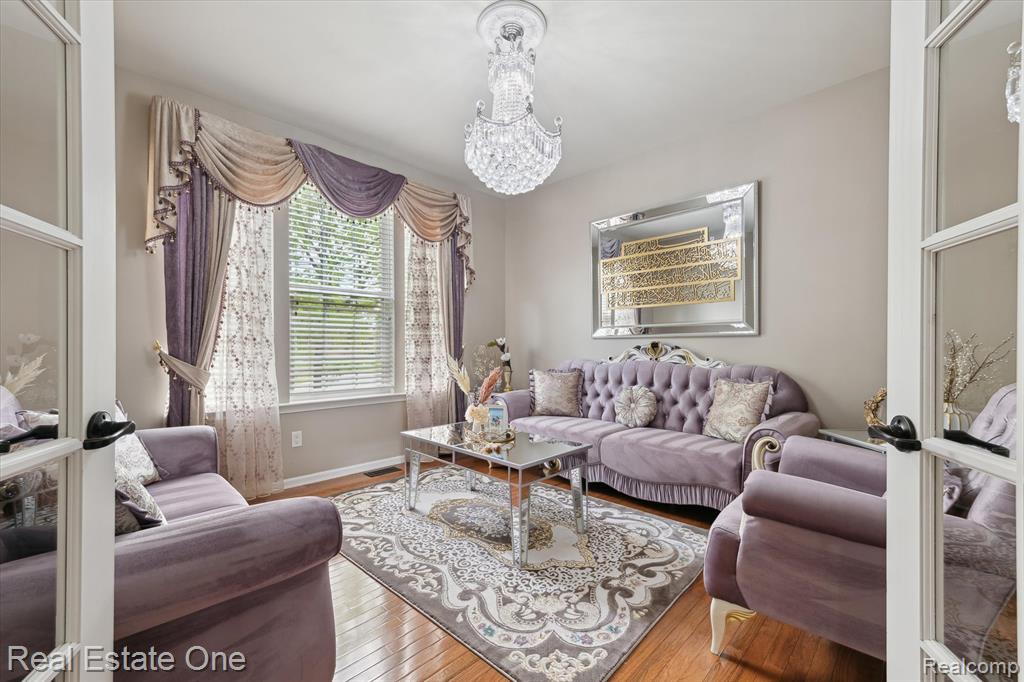 2640 Barkhill Road Canton, MI 48188 - Photo 11 of 74 Gallery Image 11