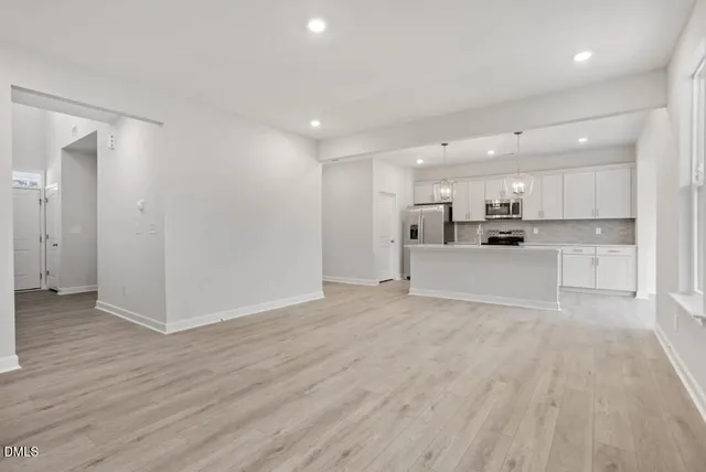 $379,000 | 404 White Oak Gdn Way, Unit 313, Garner, NC 27529