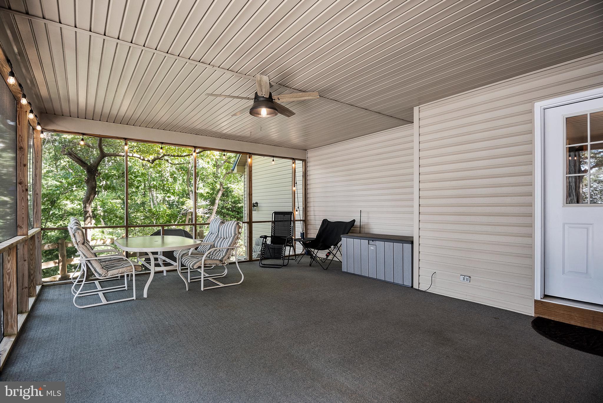 1585 Elk Forest Road Elkton, MD 21921 - Photo 10 of 77 Screened in porch