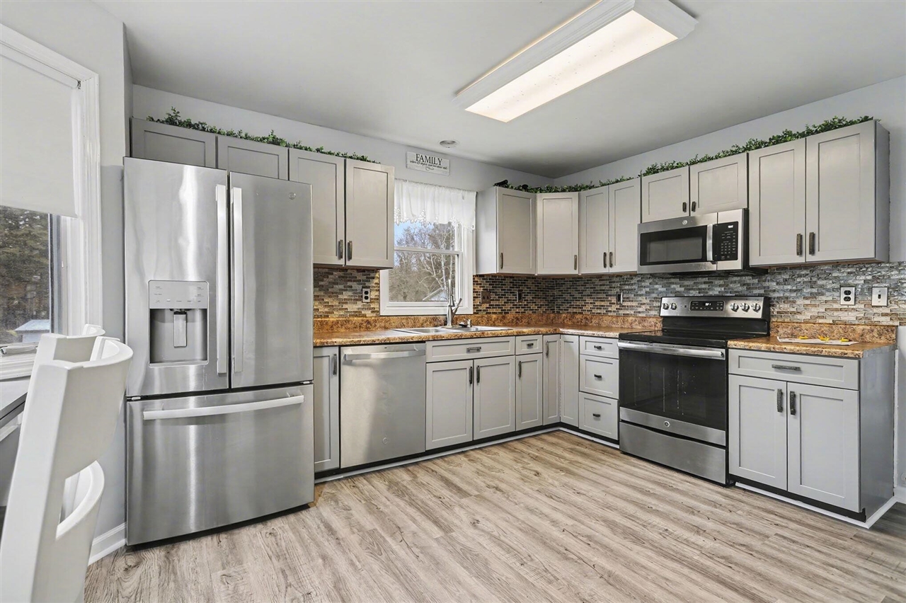 10881 Hoffman Road Three Rivers, MI 49093 - Photo 17 of 33