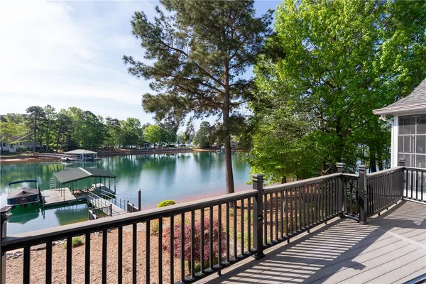 $1,795,000 | 305 South Reach Lane, Salem, SC 29676
