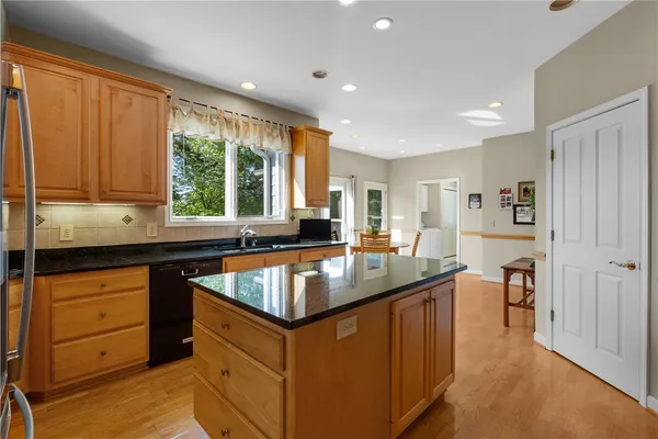 $1,795,000 | 305 South Reach Lane, Salem, SC 29676