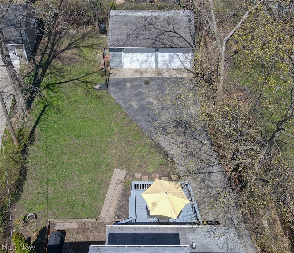2933 Coleridge Road Cleveland, OH 44118 - Photo 31 of 33
