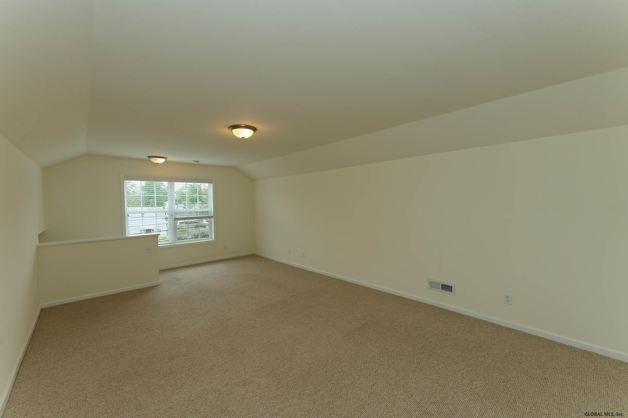 2000-11 Curry Road Schenectady, NY 12303 - Photo 19 of 31 Photo 19