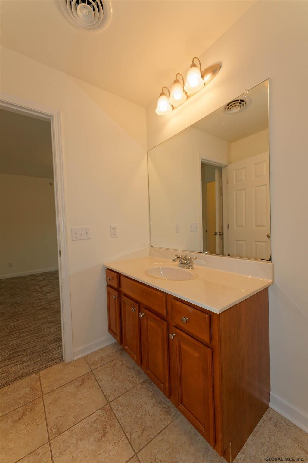 2000-11 Curry Road Schenectady, NY 12303 - Photo 23 of 31 Photo 23
