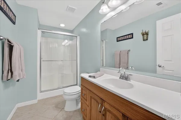 $435,000 | 22 Eagle Spur Court, St. Charles, MO 63303