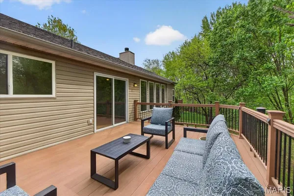 $435,000 | 22 Eagle Spur Court, St. Charles, MO 63303