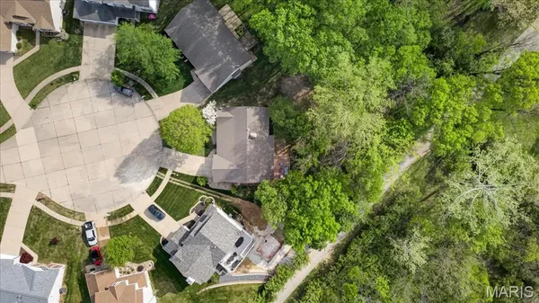$435,000 | 22 Eagle Spur Court, St. Charles, MO 63303
