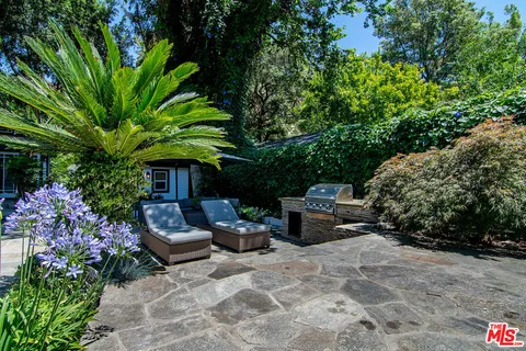 $3,995,000 | 4054 Stone Canyon Avenue, Sherman Oaks, CA 91403