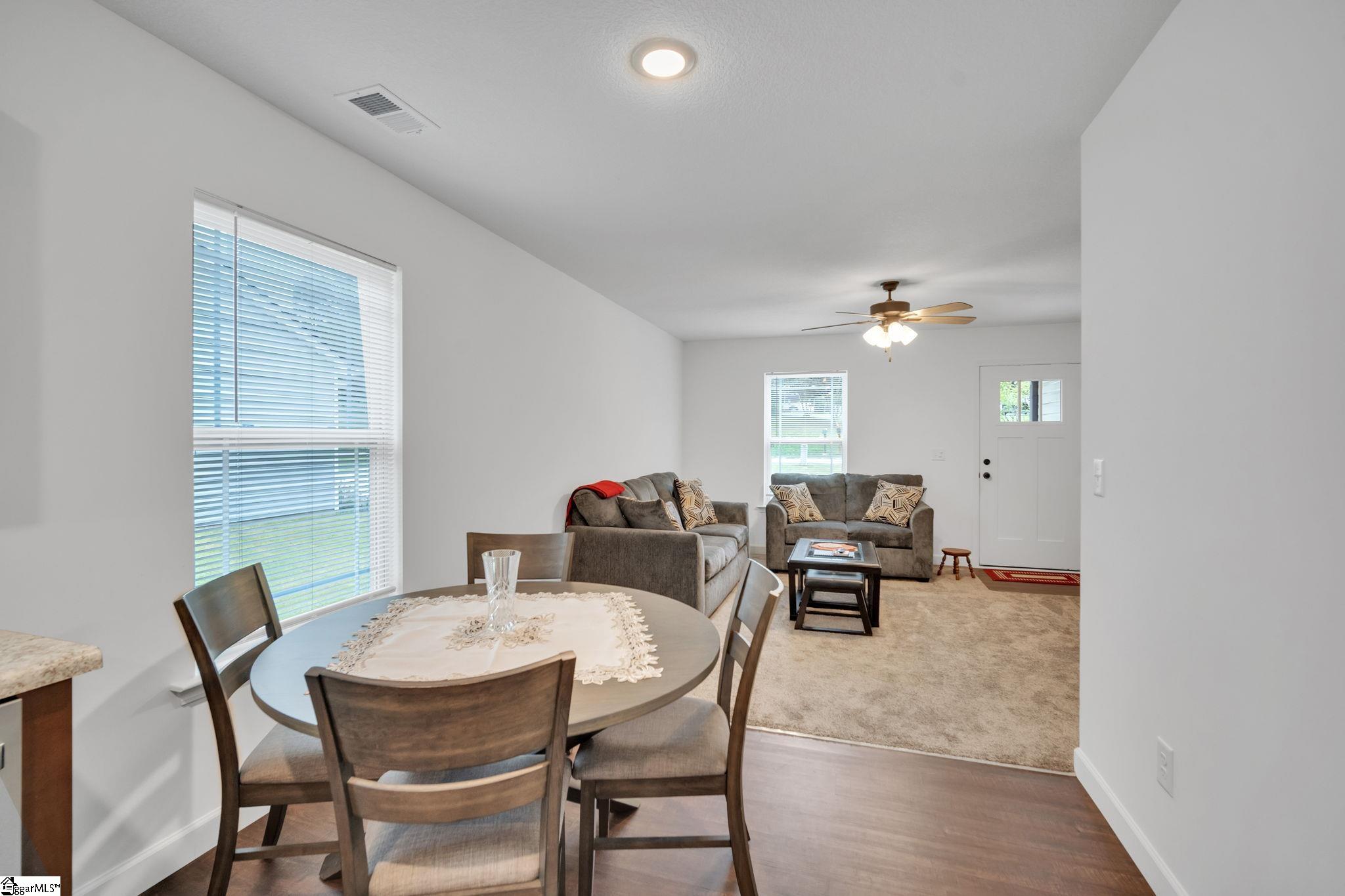 407 Waters Road Inman, SC 29349 - Photo 8 of 27