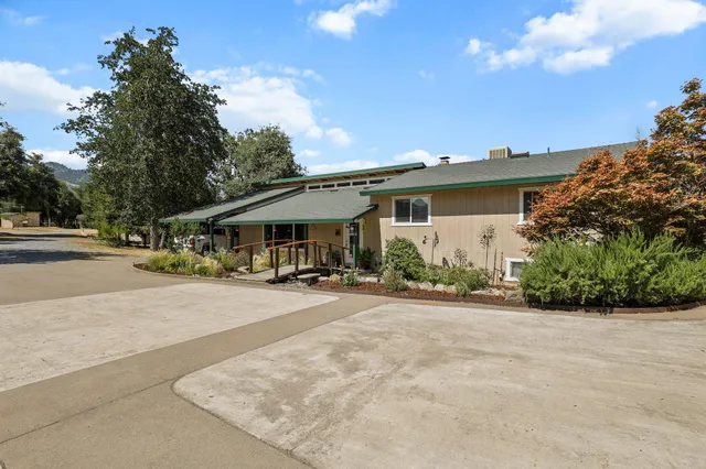 $599,000 | 6949 Rector Creek Road, Igo, CA 96047