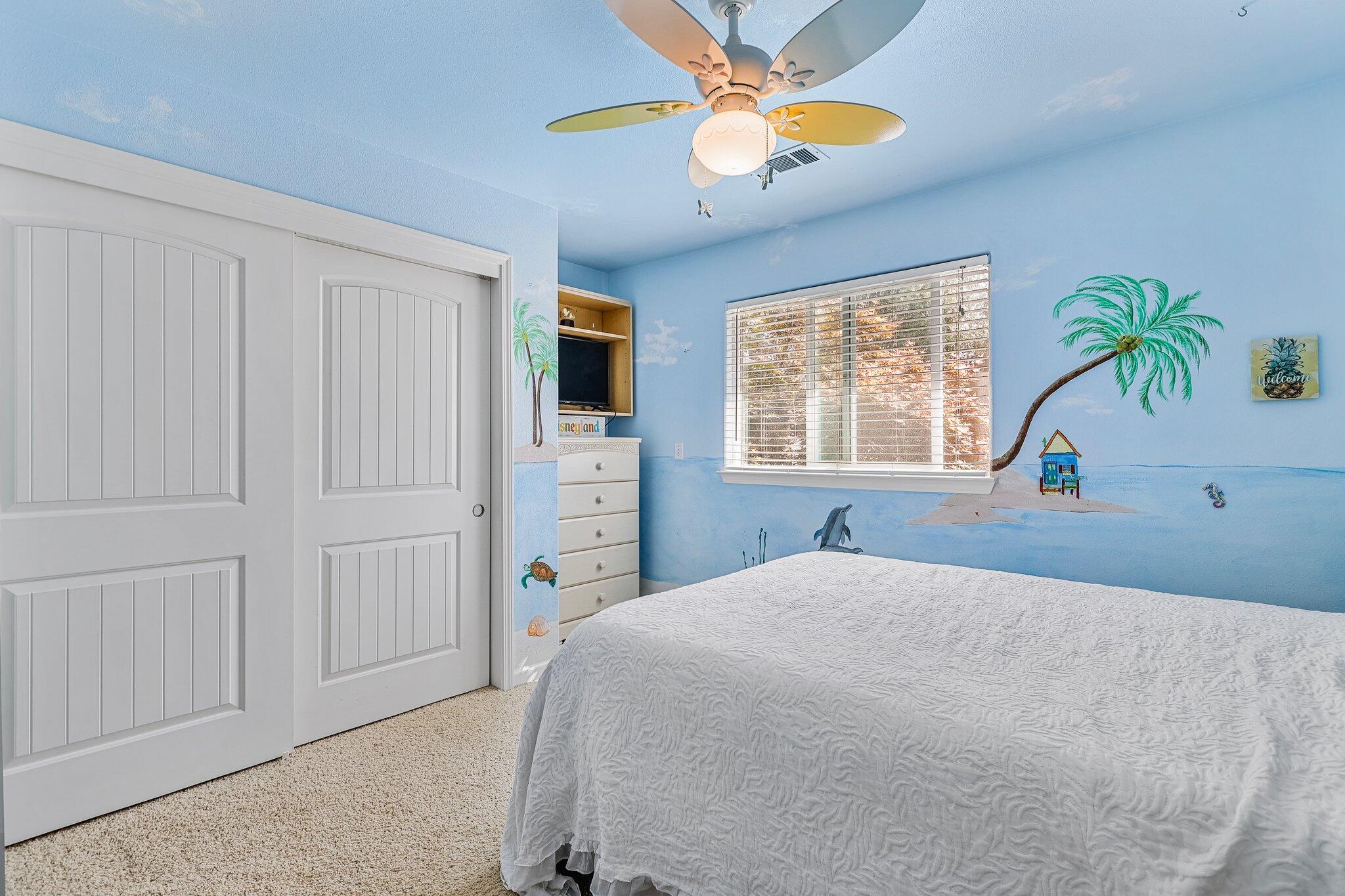 6949 Rector Creek Road Igo, CA 96047 - Photo 24 of 110 a bedroom with a bed and a window