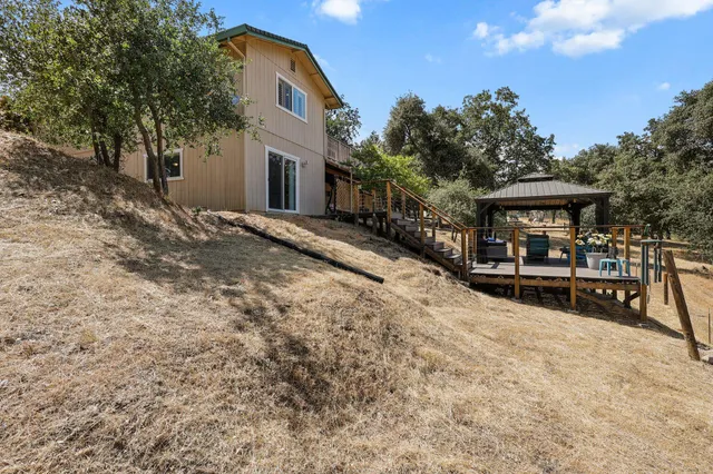 $599,000 | 6949 Rector Creek Road, Igo, CA 96047
