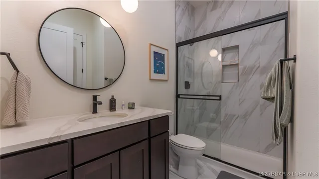 $825,000 | 1035 Topsider Lane, Unit 516, Osage Beach, MO 65065