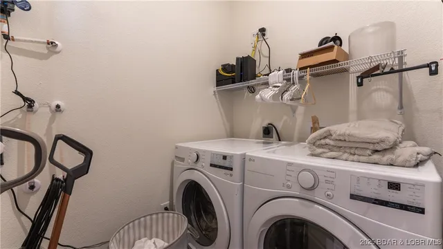 $825,000 | 1035 Topsider Lane, Unit 516, Osage Beach, MO 65065