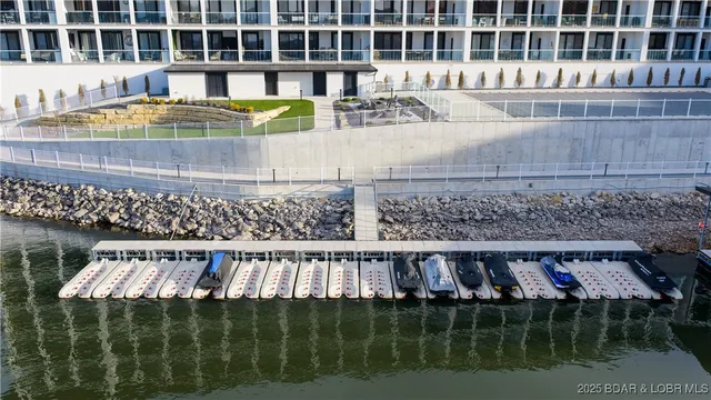 $825,000 | 1035 Topsider Lane, Unit 516, Osage Beach, MO 65065