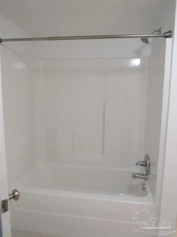 $1,400 | 525 West Gregory Street, Pensacola, FL 32502