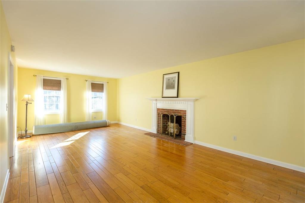 11 Juniper Road Brunswick, ME 04011 - Photo 16 of 33 Photo